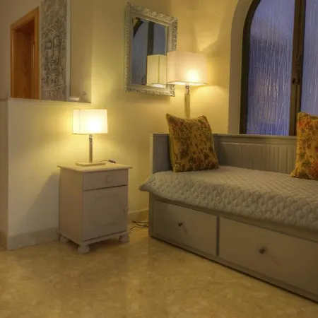 Large And Bright Apartment In The City Centre Goslm-2 Sliema Exterior photo
